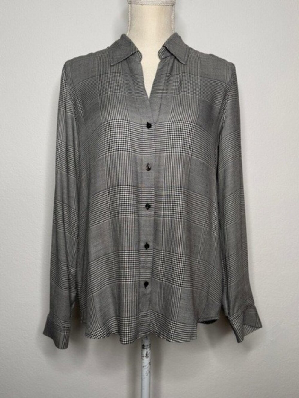 L’AGENCE Houndstooth Plaid Button Down Long Sleeve Relaxed Blouse Size S